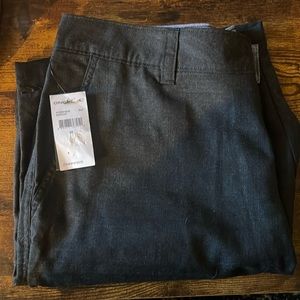 O’Neill men’s shorts, black